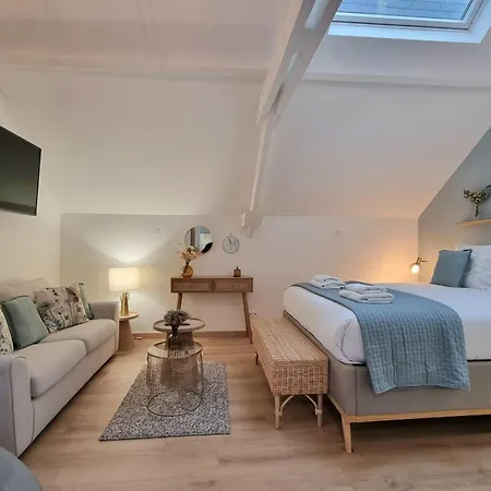 Casa vacanze Le Magnolia Terrace & Private Parking Sleeps 6 Honfleur