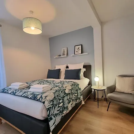 Le Magnolia Terrace & Private Parking Sleeps 6 *